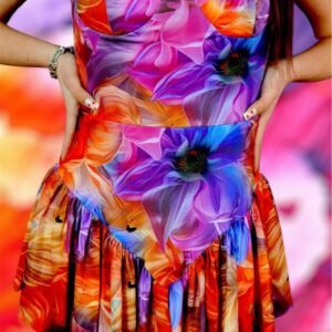 Rochie scurtă multicoloră cu imprimeu floral vibrant