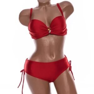 Costum de Baie Două Piese cu Broșă Bijuterie și Slip cu Șnururi Laterale Reglabile